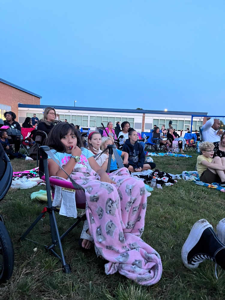 The weather was perfect for an outdoor movie